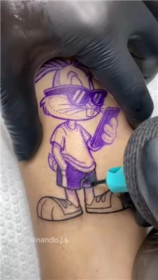 Het nieuwe canvas: hoe moderne tattoo -kunstenaarschap de huid als medium opn...