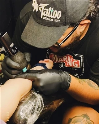 WHYETATOOS verscheen?